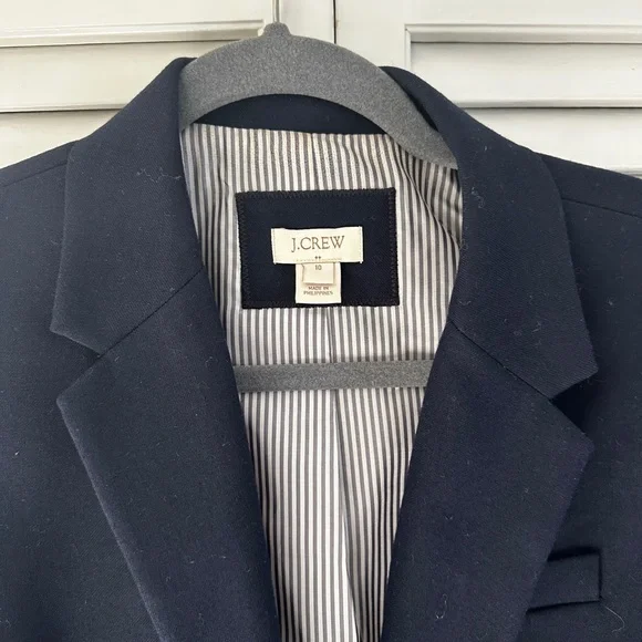 J. Crew Schoolboy Blazer with Gold Buttons size 10 - Picture 2 of 4